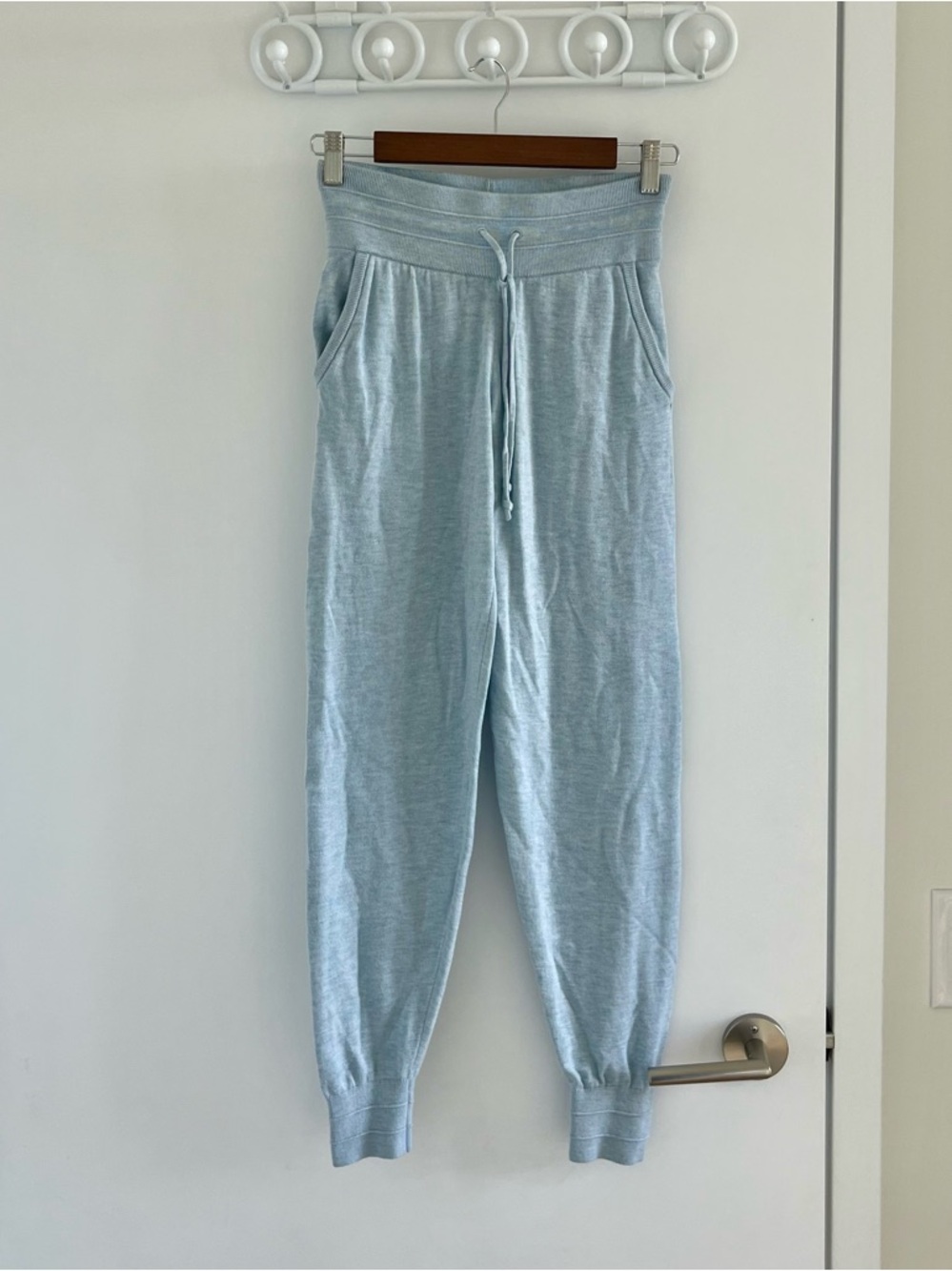 Lululemon Apres Your Way Jogger *29"
Heathered Starlight - Picture 6 of 8